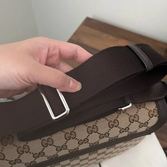 ❌ SOLD❌ NWT Gucci GG Guccissima Messenger Bag - Picture 4 of 13